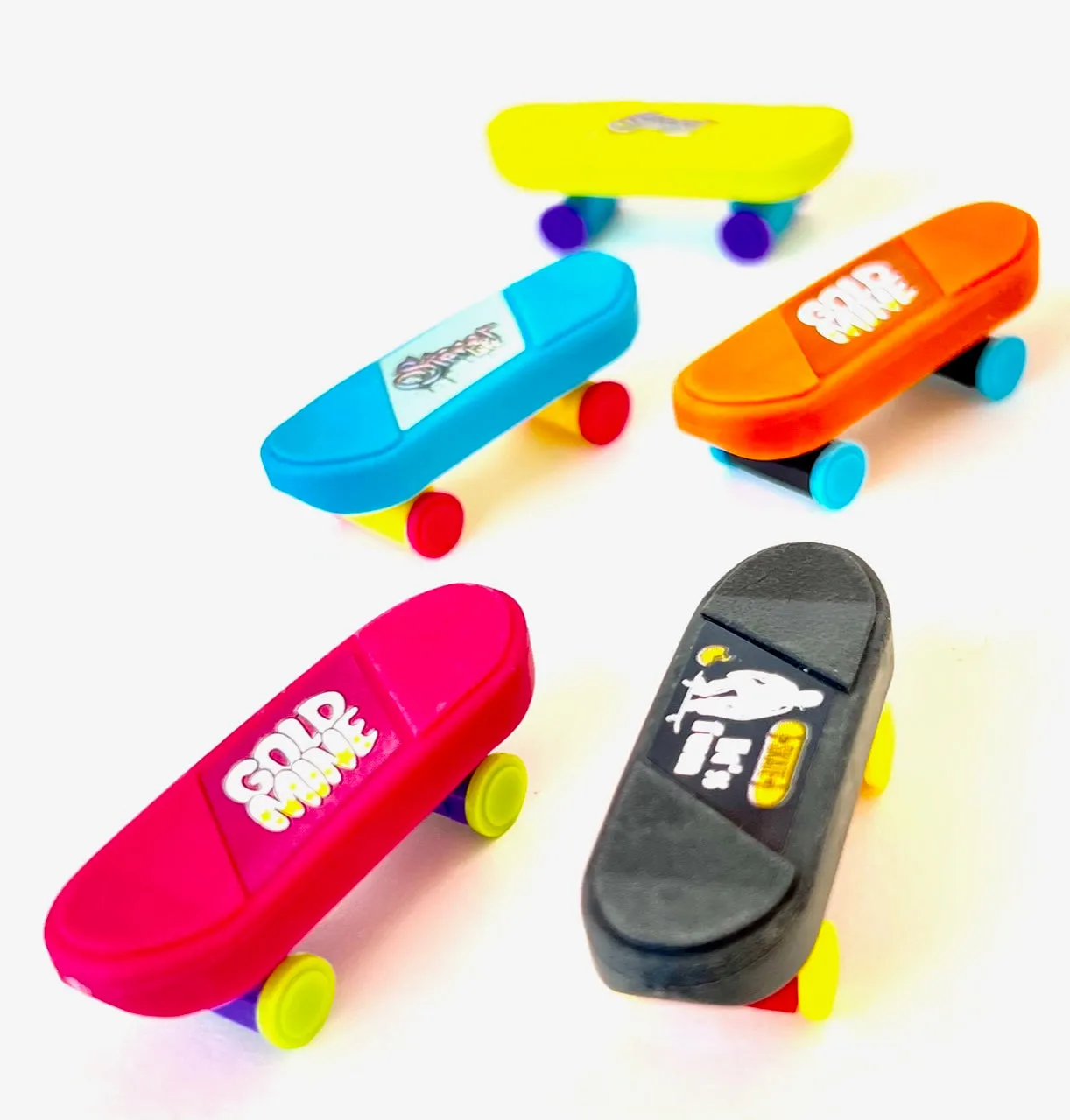 38270 SKATEBOARD ERASERS-60