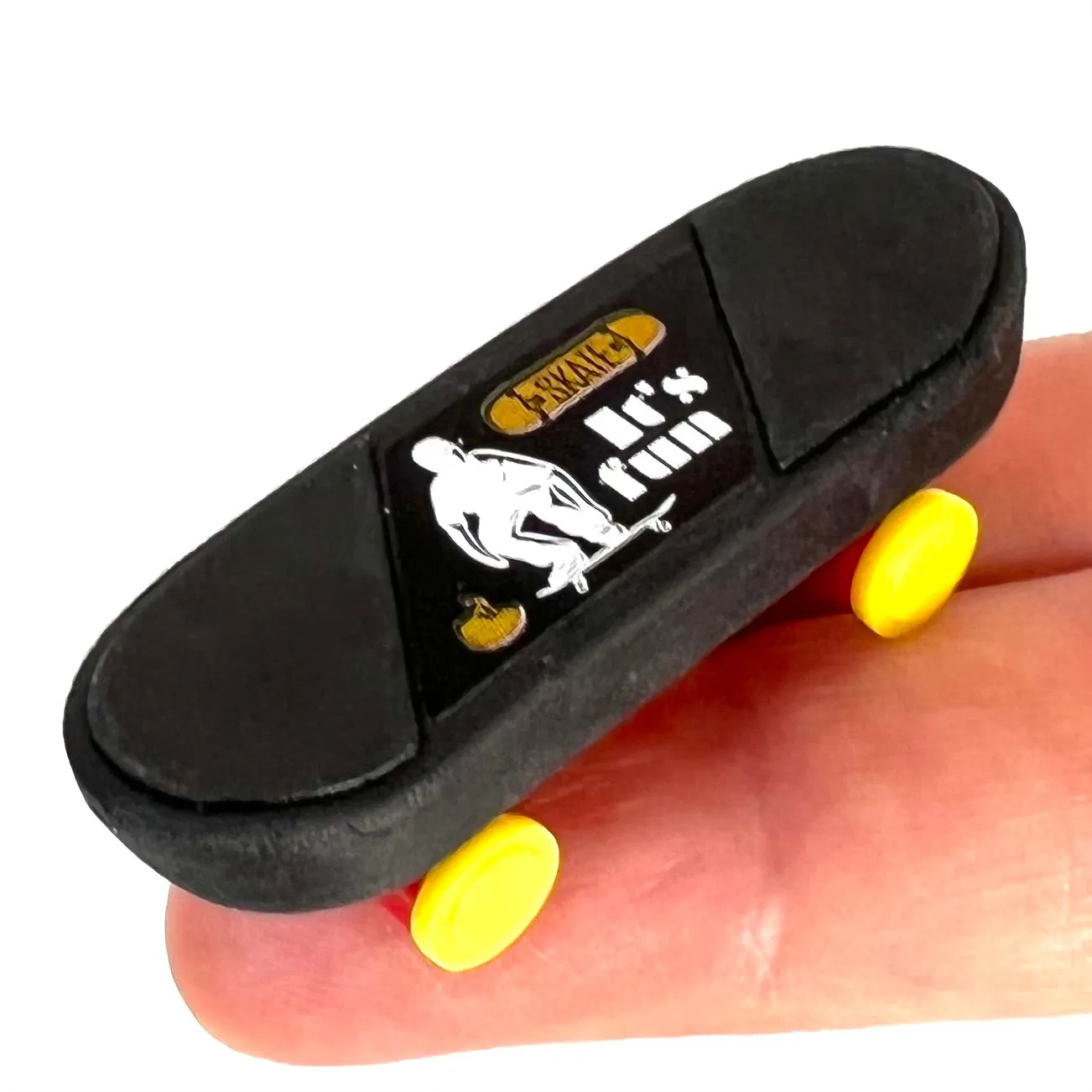 38270 SKATEBOARD ERASERS-60