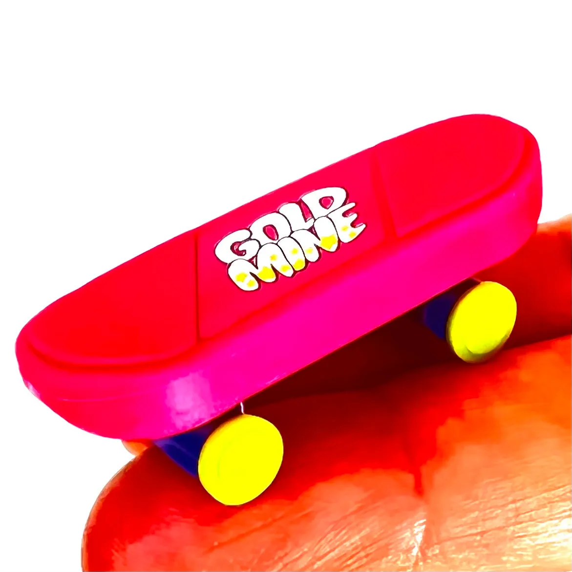 38270 SKATEBOARD ERASERS-60