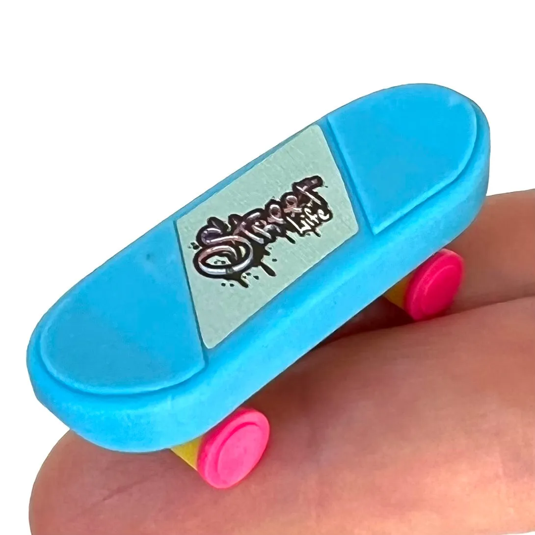 38270 SKATEBOARD ERASERS-60