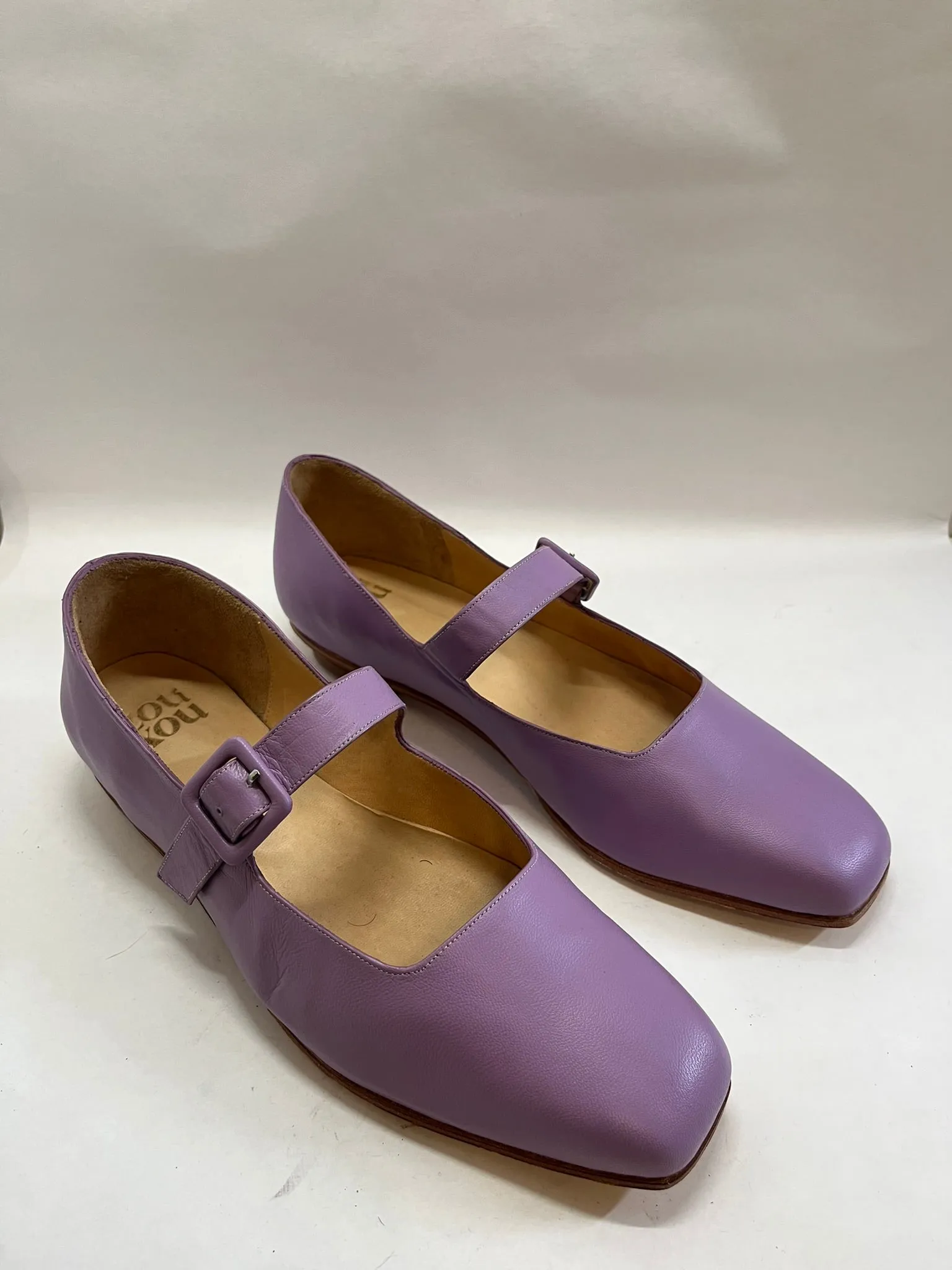 Eugenia Flat in Lilac Size 40