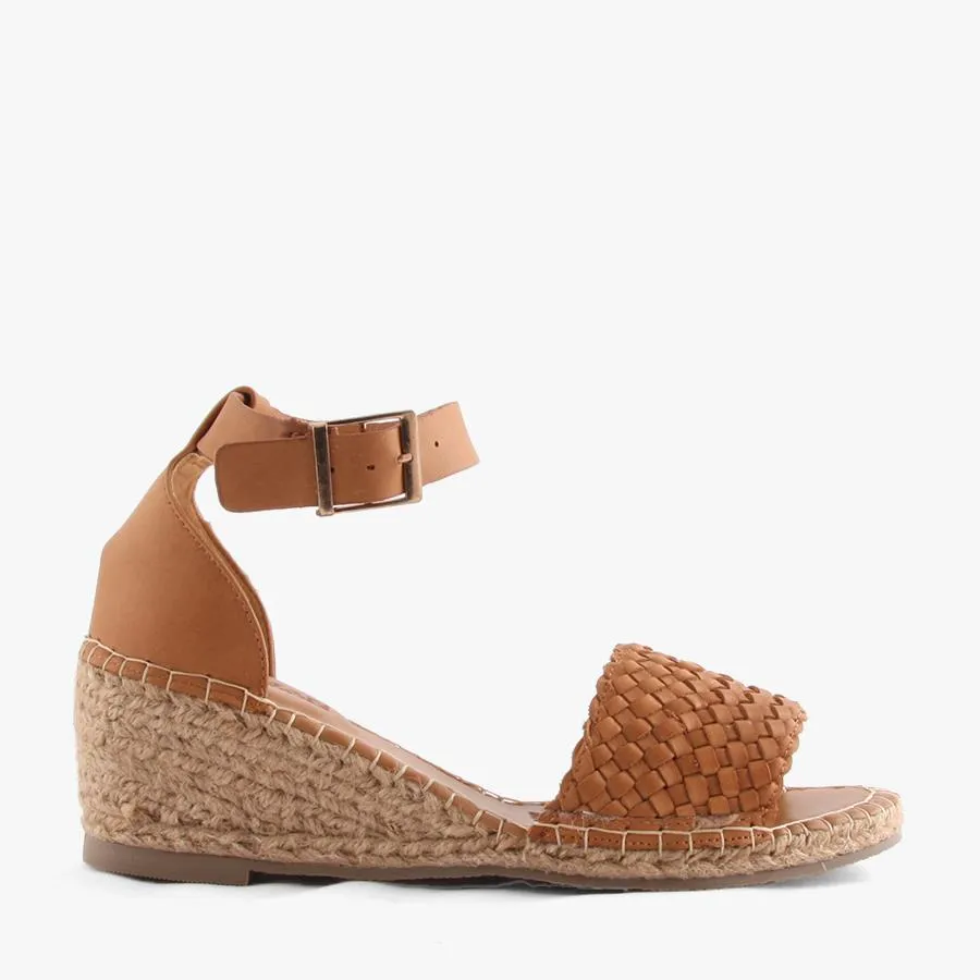 HABIT TAN