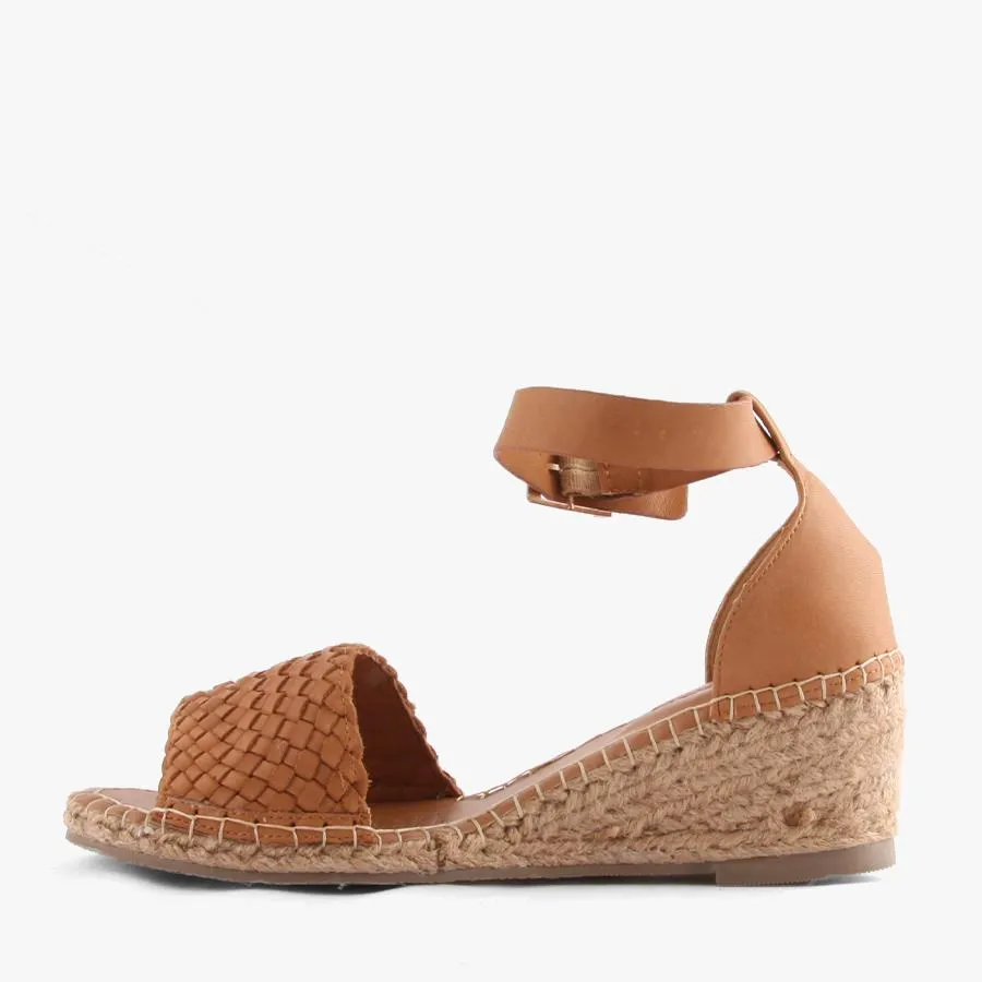 HABIT TAN