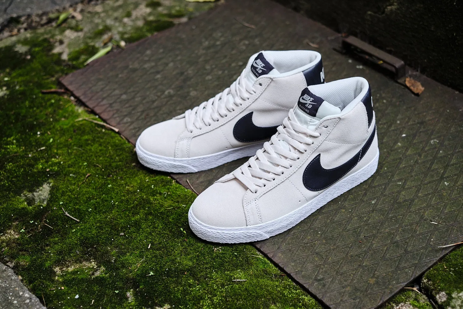 Nike SB Blazer Mid Herren Skate Schuh