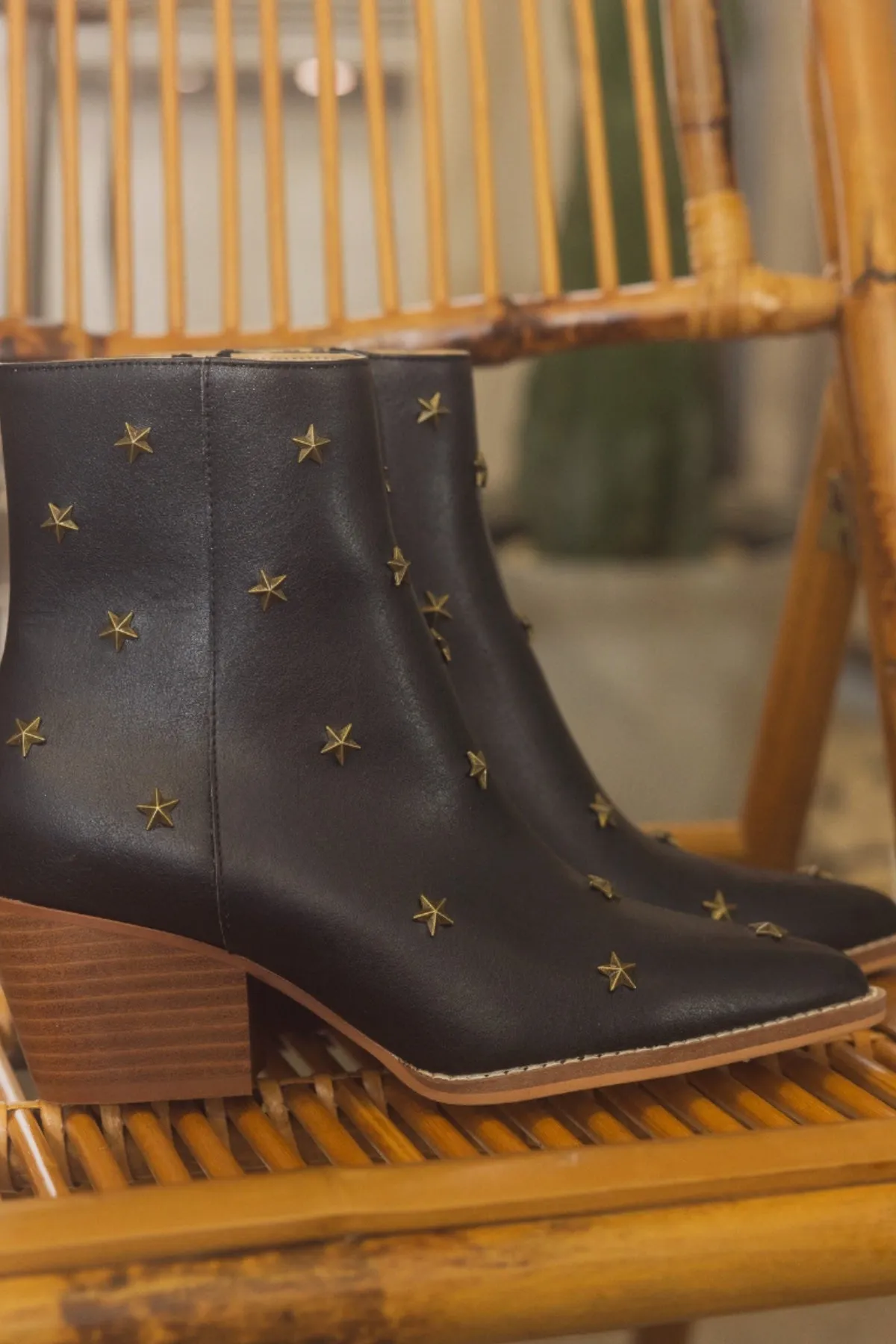 Star Studded Western Boots