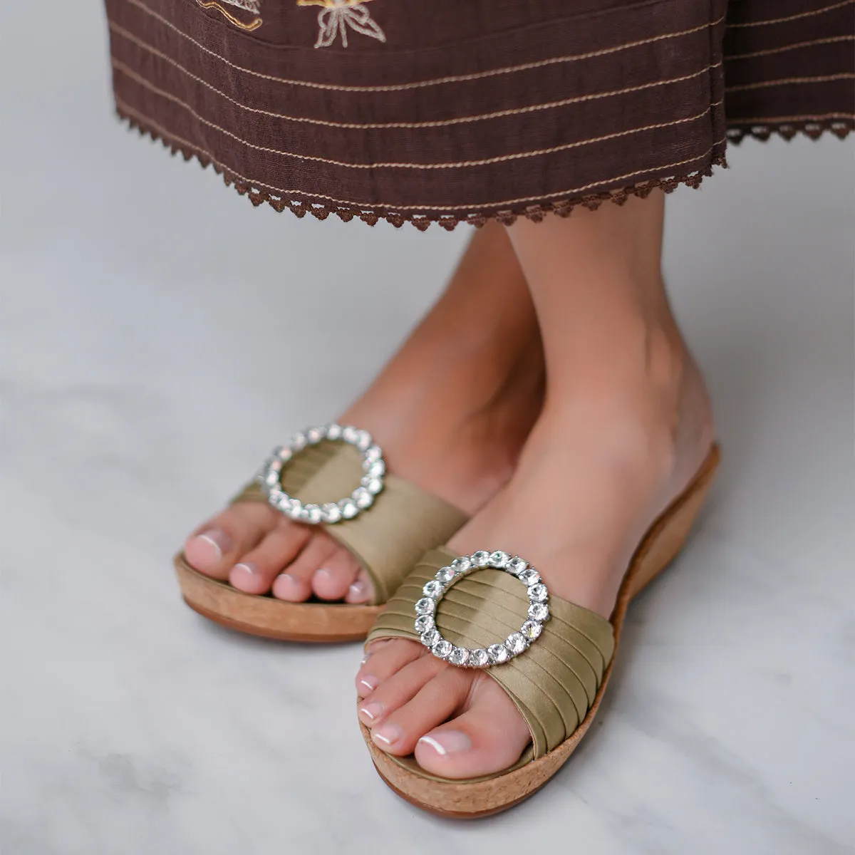 Wardrobe Essential '24 - Sage